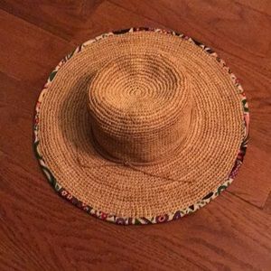 Vera Bradley straw hat